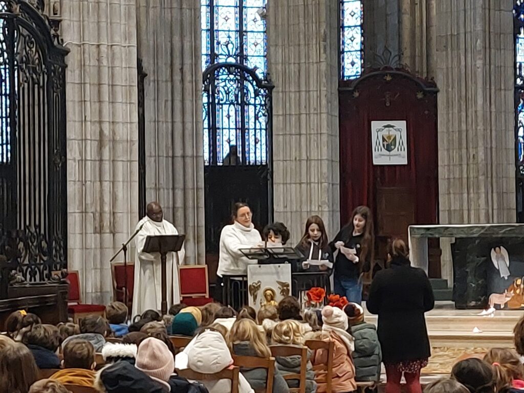 la-celebration-de-noel-a-la-cathedrale-notre-dame