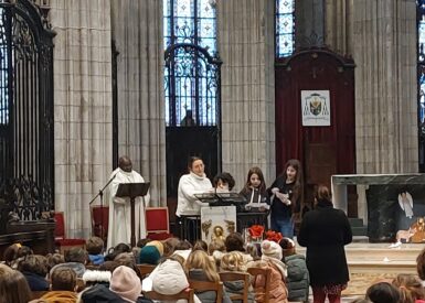 la-celebration-de-noel-a-la-cathedrale-notre-dame
